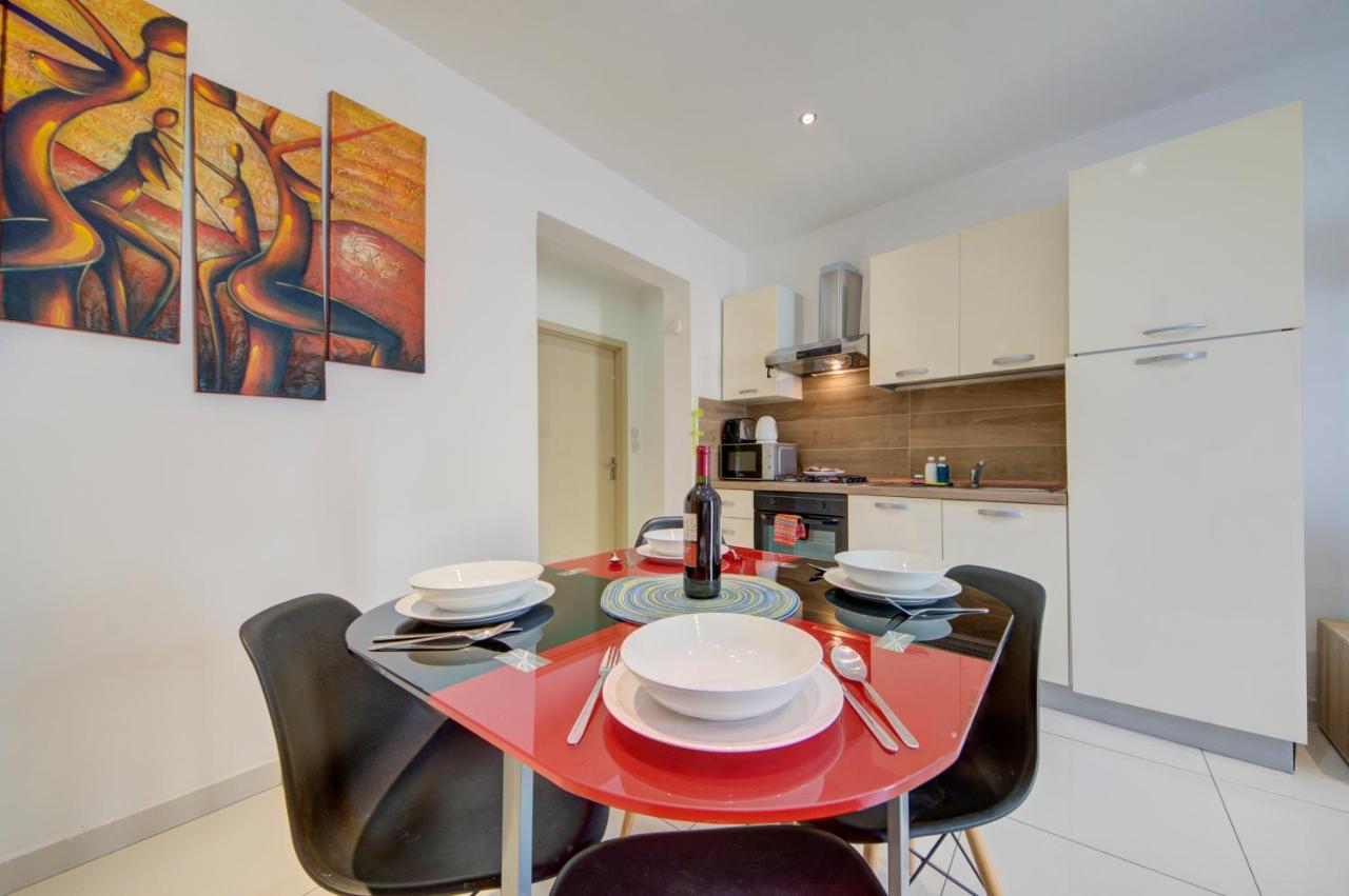 Sapphire Court 2 Bedroom Apartments By Shortletsmalta Sliema Zewnętrze zdjęcie